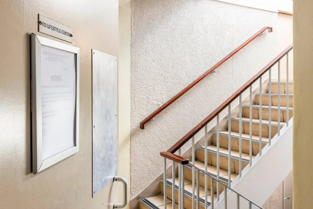 Perspectives On Roeland Apartment Cape Town
